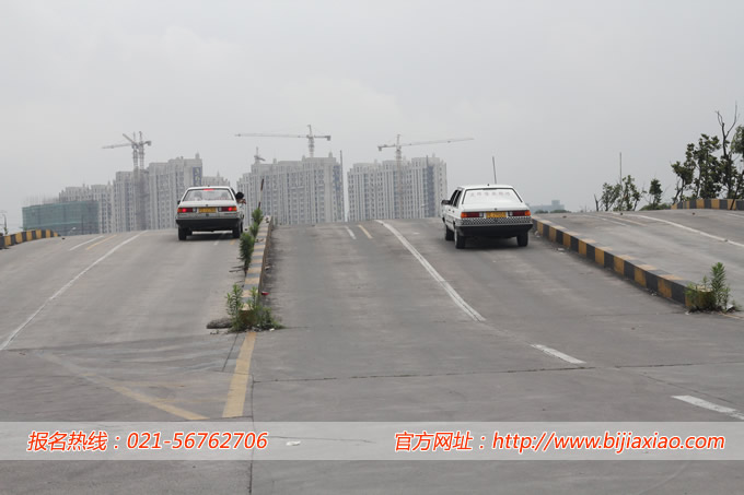 申城驾校科目二侧方停车考试要点